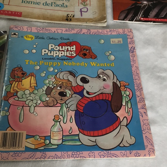 Lot of 8 children’s paperback books, activity books, and puzzles - Picture 9 of 9